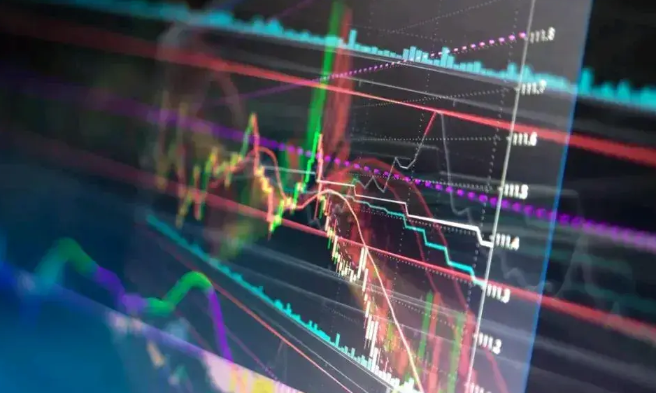 Eight Funds in Bond ETF Market Race